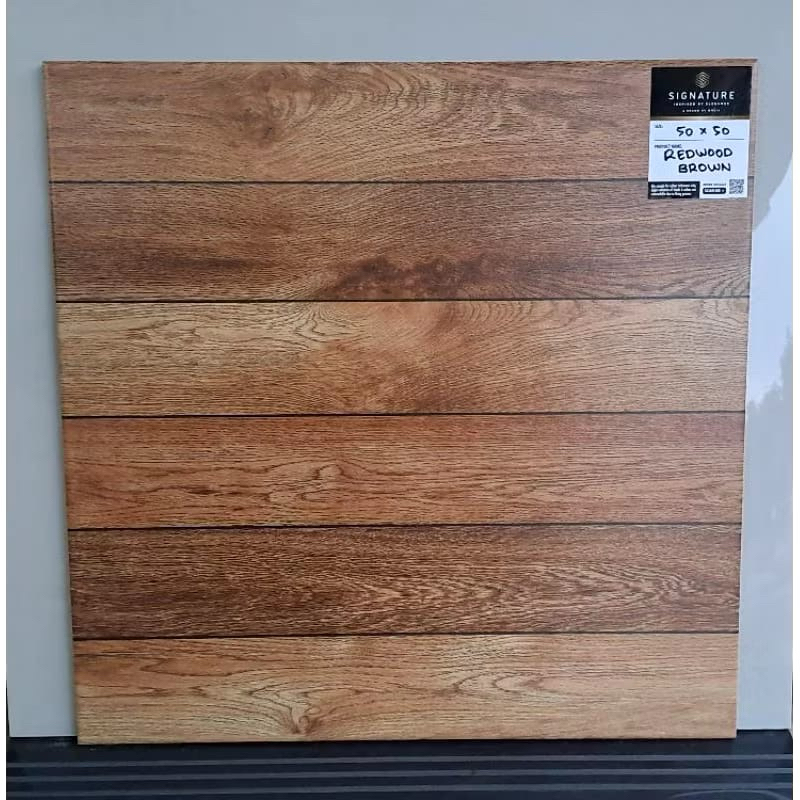 KERAMIK 50x50 MULIA REDWOORD KASAR