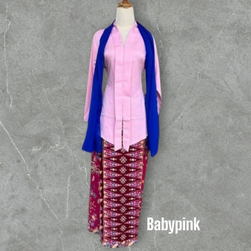 DN-Setelan kebaya encim Abang none Jakarta// kebaya encim Abang none // set kebaya encim polos // ke
