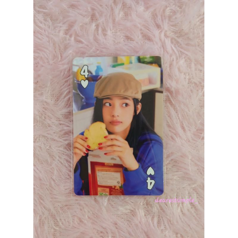 [BACA DESKRIPSI] READY HANNI IPHONE PHOTOCARD OFFICIAL NEWJEANS BLUEBOOK, OMG, SG23