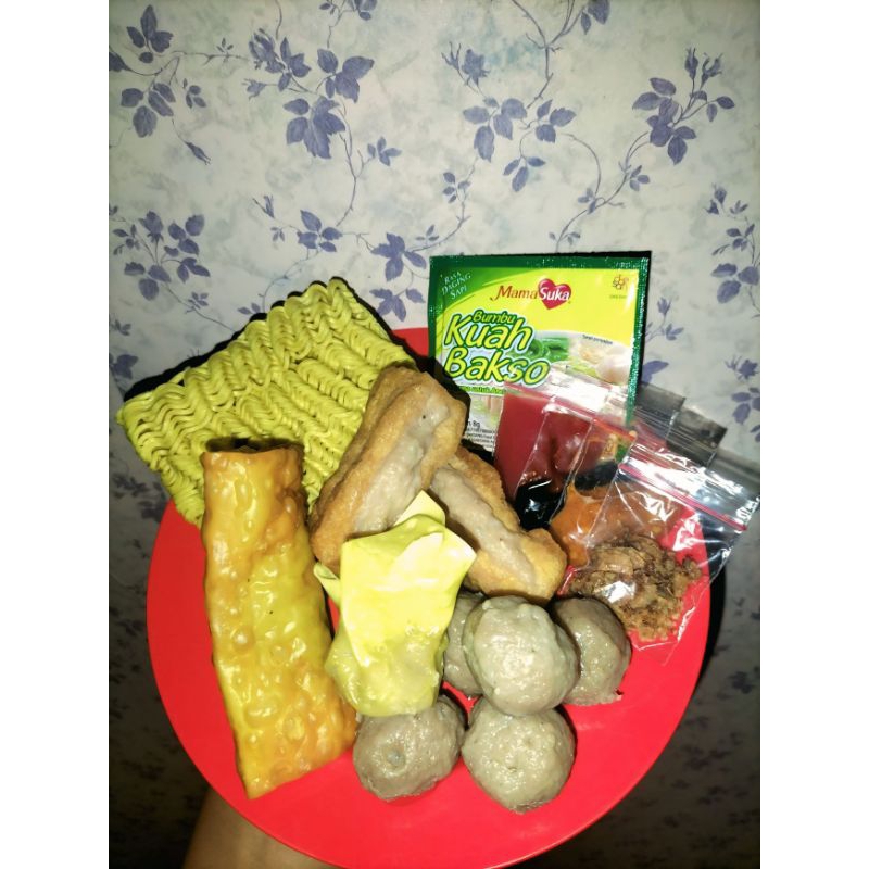 

FROZEN FOOD 1 PAKET BAKSO ENAK DAGING SAPI ASLI *BACA DESKRIPSI*