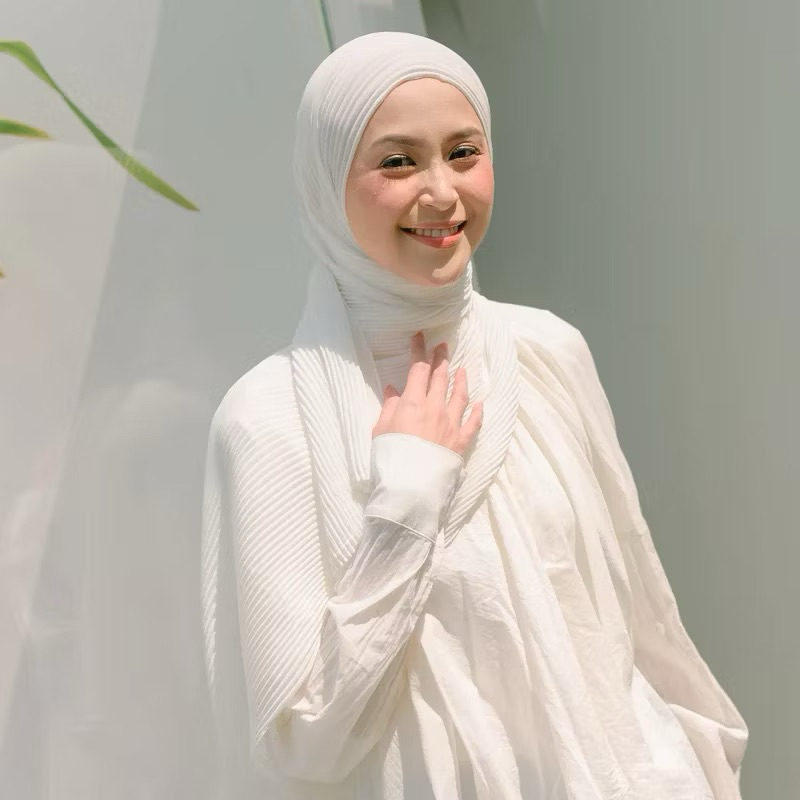 Pashmina Plisket Putih tulang pashmina plisket