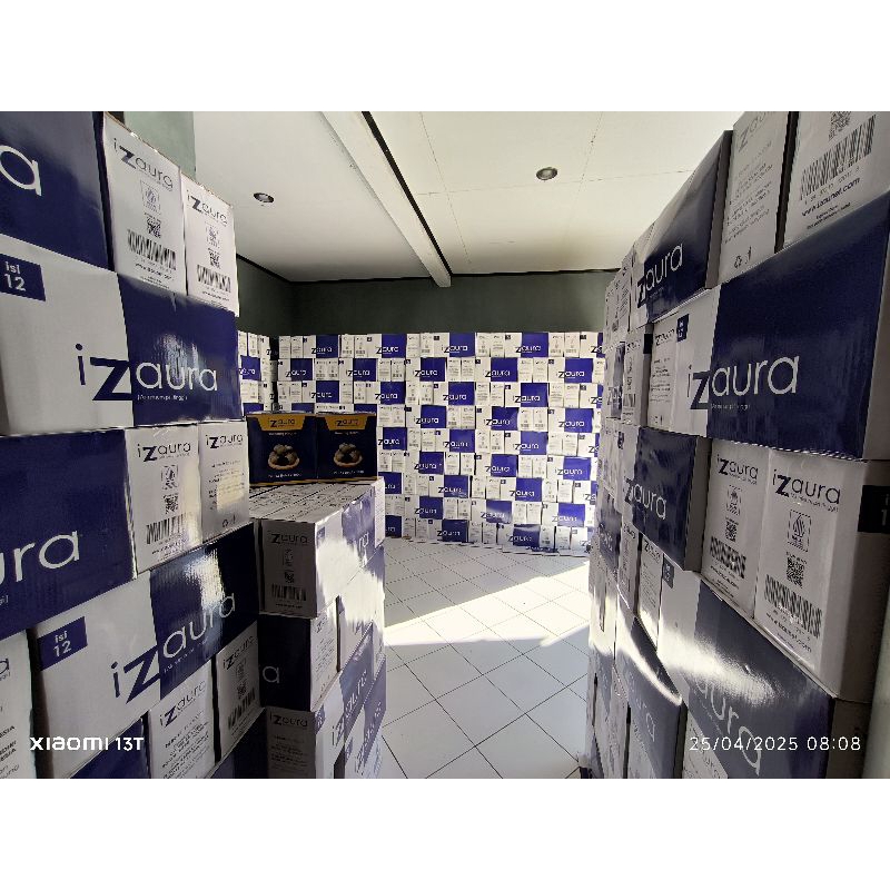 

Air Sehat iZaura original (resmi)