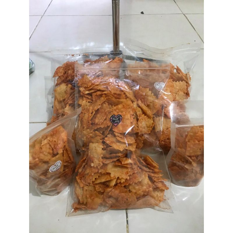 

keripik pangsit
