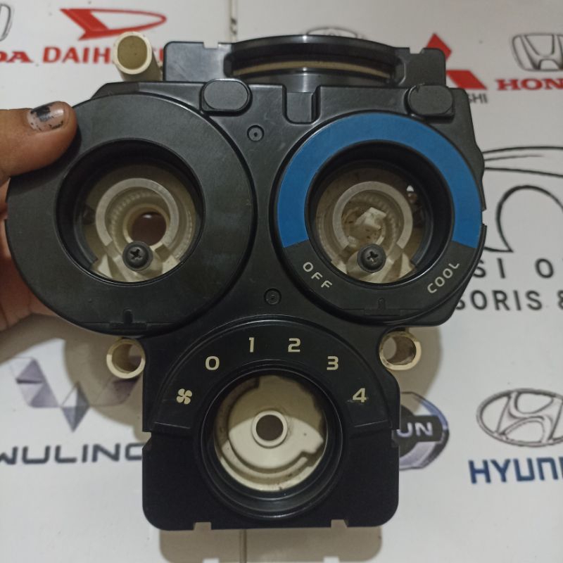 Saklar AC atau Tombol AC Grand Max Original