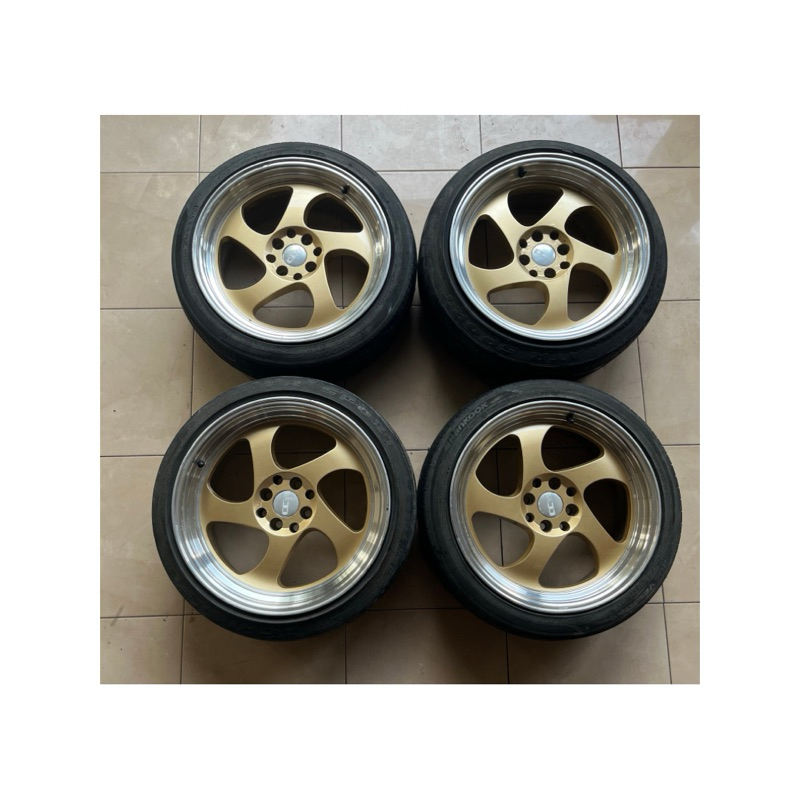 ccw lebar 8-9 et 30/25 ban 205/45 R17 l