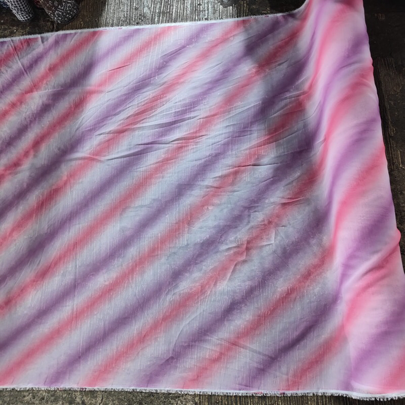 kain ceruty babydol motif - kain ceruty babydol motif salur - kain  ceruty babydol motif premium mk