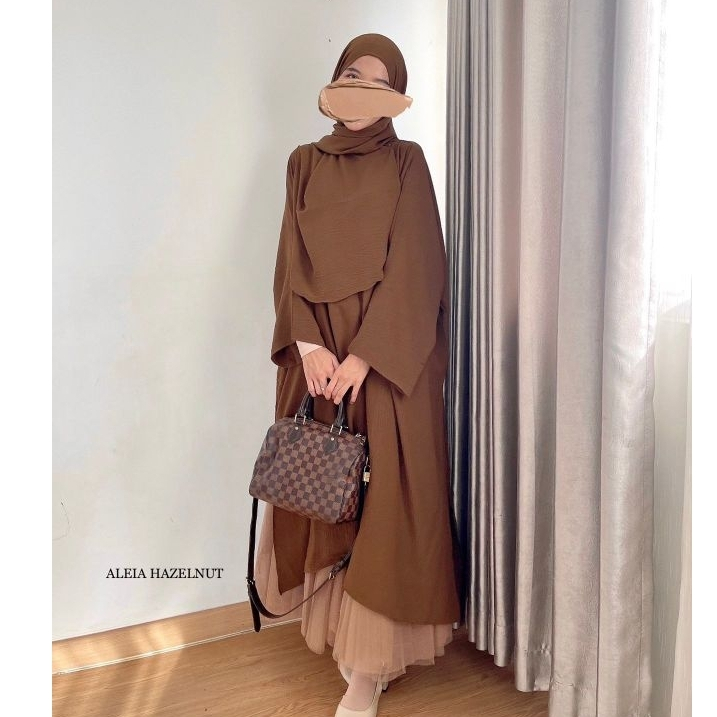 Latasha Outfit ALEIA Tunik Set Hijab Jumbo Syari Simpel Kekinian Polos Casual Outfit Busui Friendly