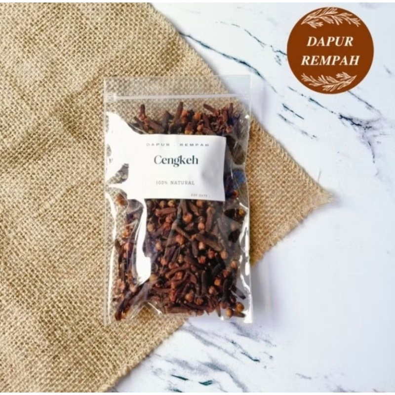 

Cengkeh kering utuh butir cloves