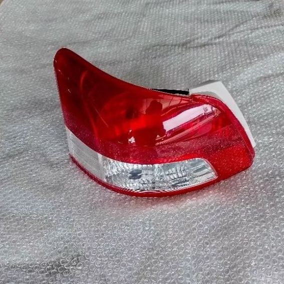 stoplamp Vios gen 2 2008-2009