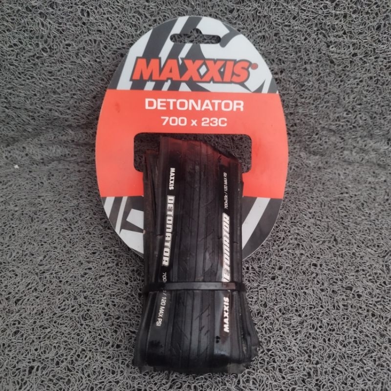 Ban luar Maxxis Detonator 700 x 23C cocok untuk ban sepeda Roadbike