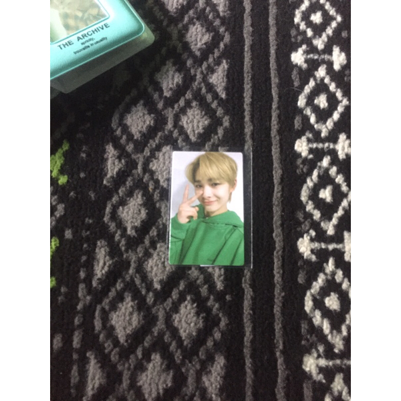 PC NIKI ENHYPEN ILAND