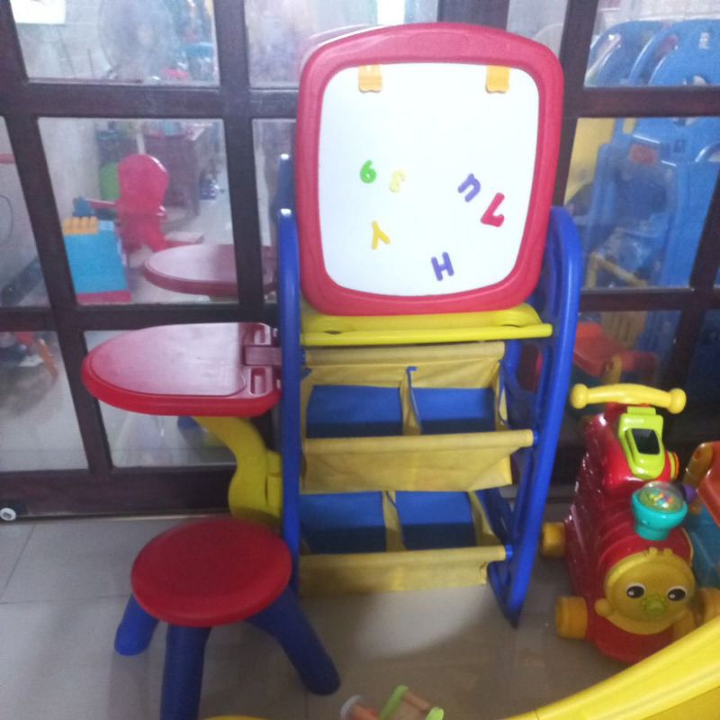 

Papan tulis magnet CRAYOLA
