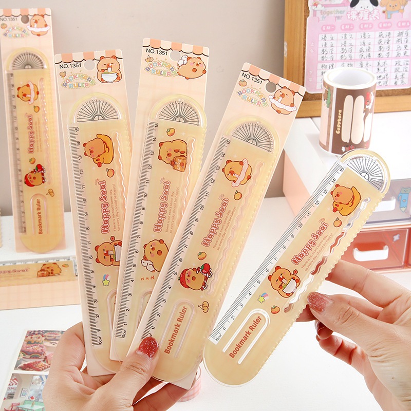 

Penggaris Capybara Bookmark Ruler Penggaris Capybara Multi Fungsi Busur Penggaris Gelombang 15cm TLD018 1351