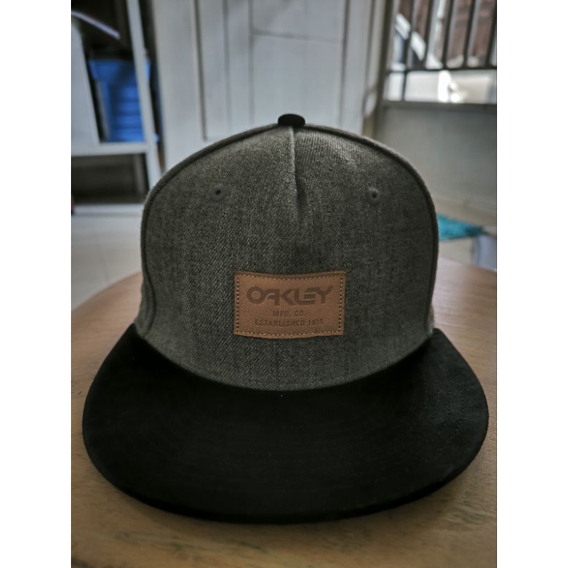 (preloved) dijual Topi Oakley snapback