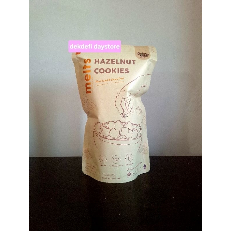 

melts hazelnut cookies coklat gluten free ladang lima