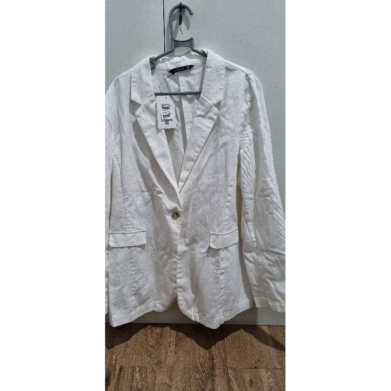 blazer wanita brand executive