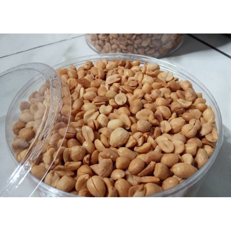 

( 500gr ) kacang bawang goreng kacang kupas goreng cemilan kering