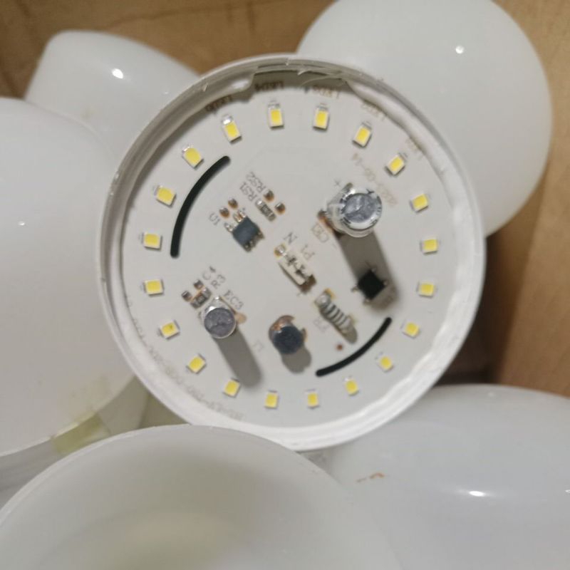 UTAMA MEMBACA: Lampu led 20 off/mati, retur pabrik berpendingin