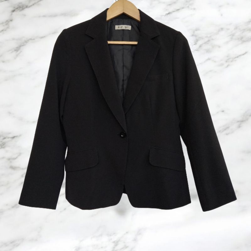 FREE ONGKIR JAS BLAZER HITAM WANITA FORMAL LD 90+ PRELOVED