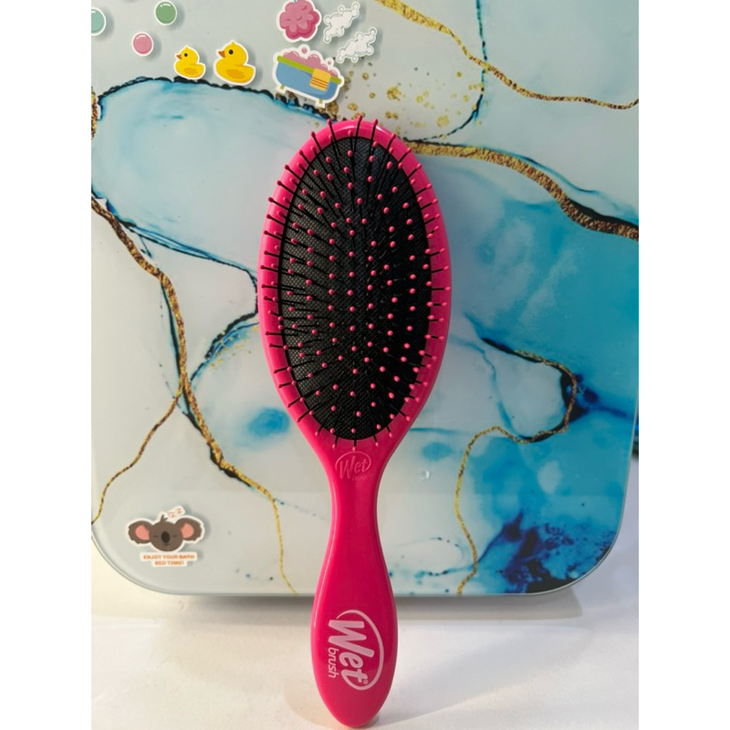 preloved Wet Brush pink