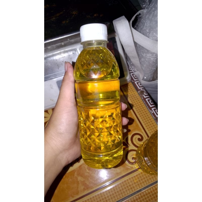 

minyak goreng 300ml cocok untuk hampers