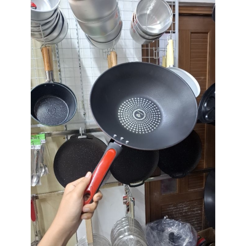 Wajan Diamond Wok Pan