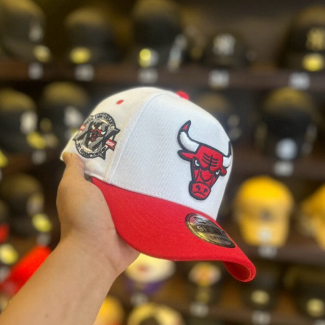 Topi Pria/Baseball banteng putih pisor merah