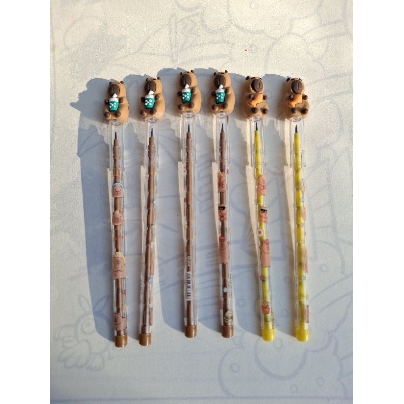 

Pensil susun capybara