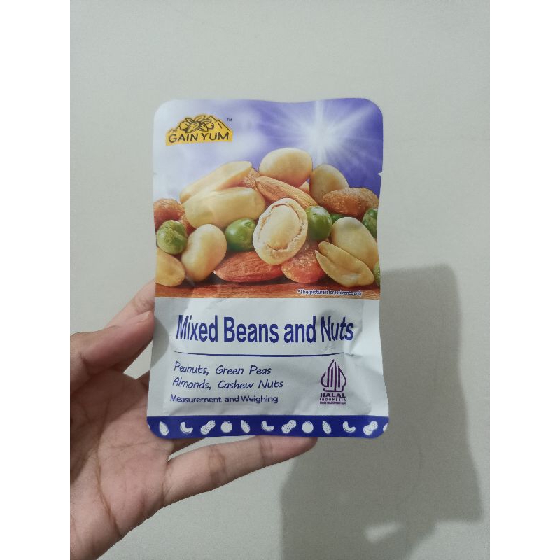 

HALAL GAIN YUM KACANG MIX SHRIMP STRIP/ MIXED BEANS N DRIED FRUIT