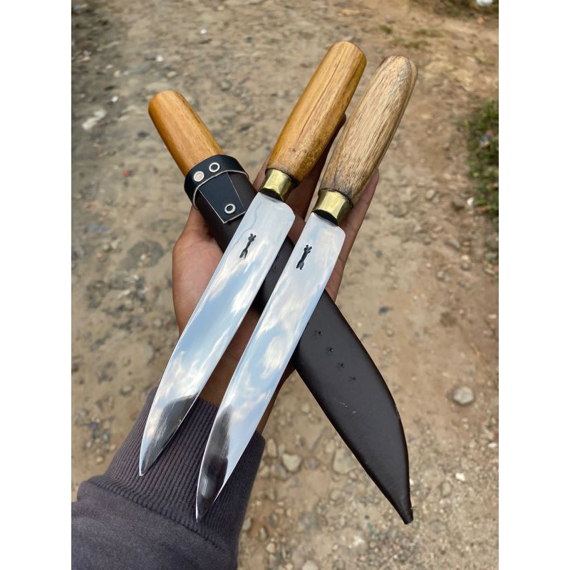 pisau seset kulit dan daging