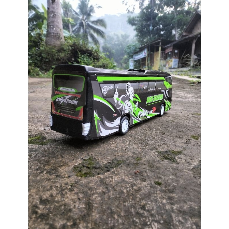 Mainan Anak Bus Basuri Viral di lengkapi dengan lampu dan bunyi telolet