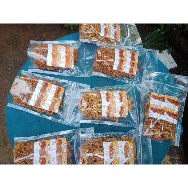

kering tahu berbagai rasa gurih nikmat kering tahu Mak Eva pedas manis dan manis gurih 200gram-500gran