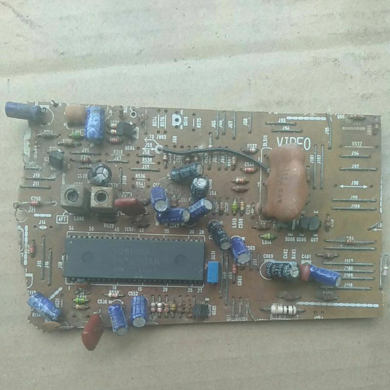 ic TOSHIBA TA8690AN
