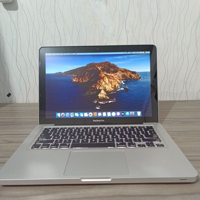 Macbook Pro (13 inch, Mid 2012) RAM : 16GB, Storage: 512GB + 256GB