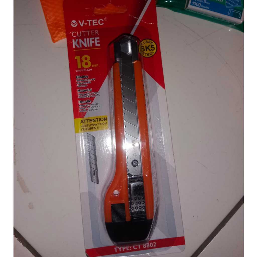 

CUTTER V-TEC KNIFE 18mm CT8802 | cutter vtec termurah