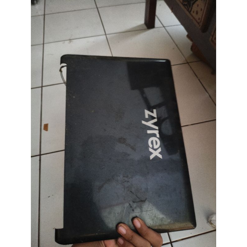 frame lcd laptop Zyrex e4105 ori