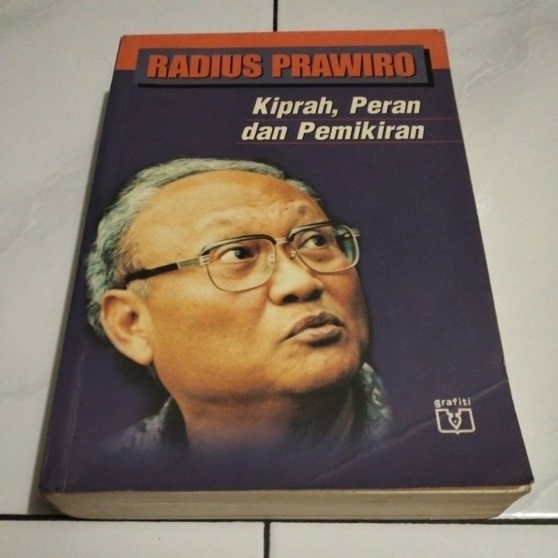 buku radius prawiro kiprah, peran dan pemikiran
