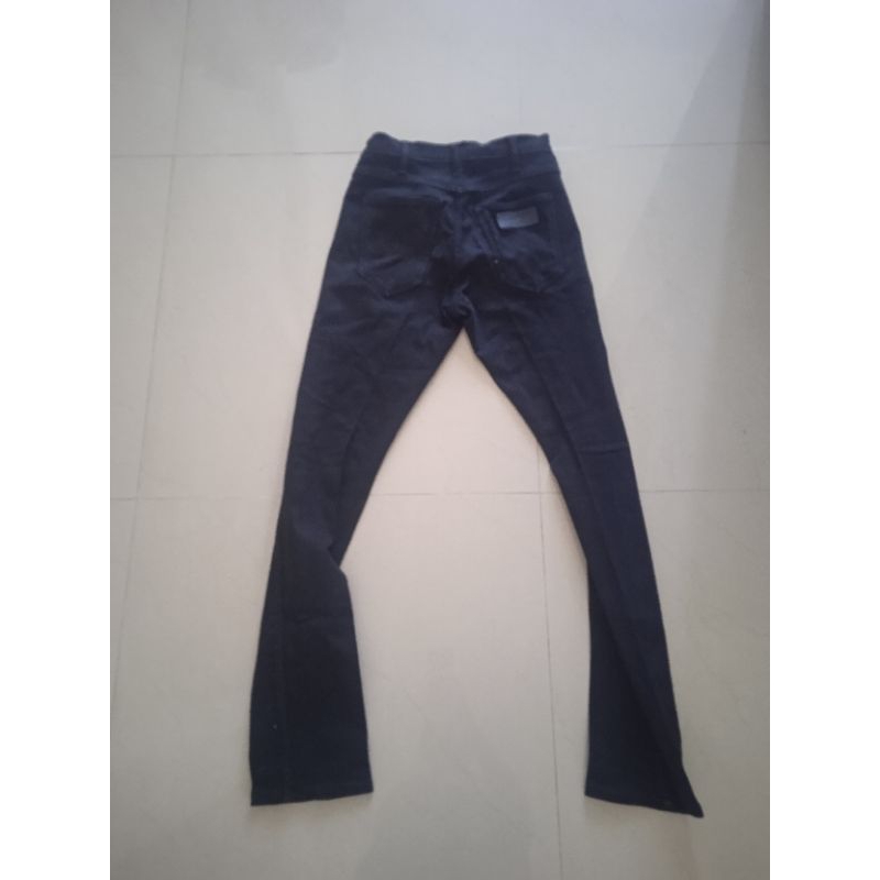 Celana jeans Wrangler hitam original