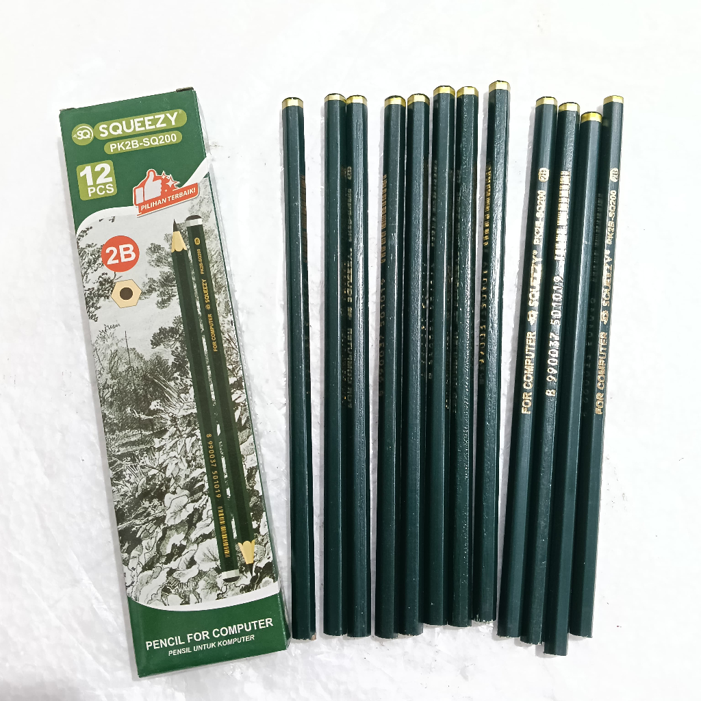 

1 KOTAK PENSIL MURAH 2B SQUEEZY PENCIL ISI 12