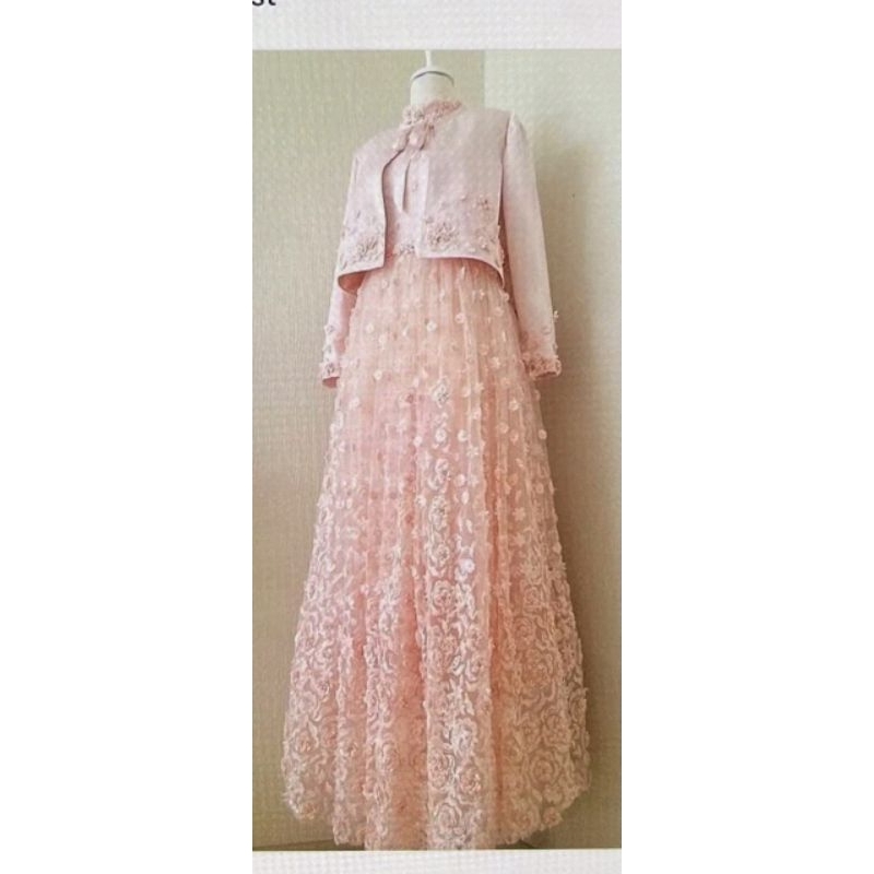 gaun cantik, gaun hijab, gaun pesta, gaun terbaru, dress brokat, dress cantik, dress pesta, gaun bri