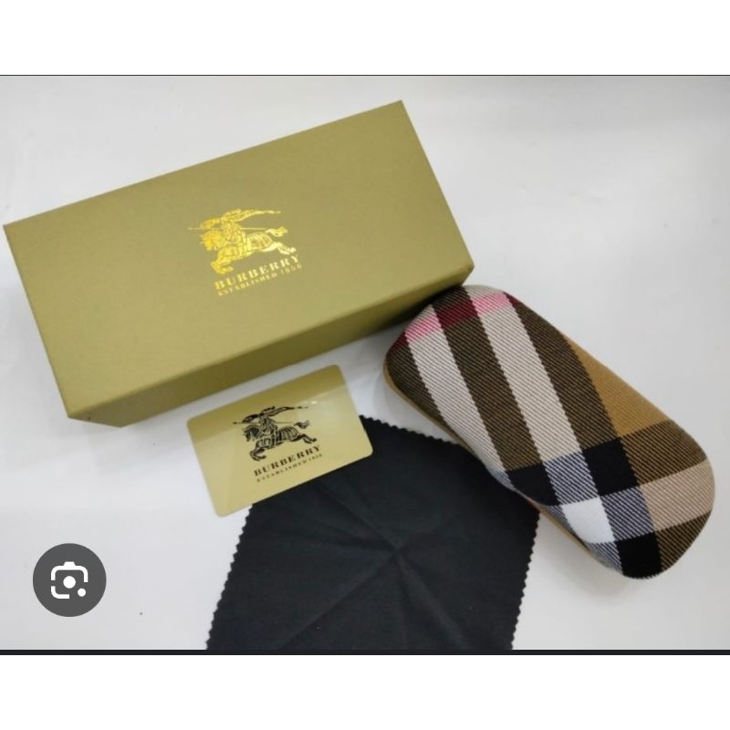 Box Kacamata Branded