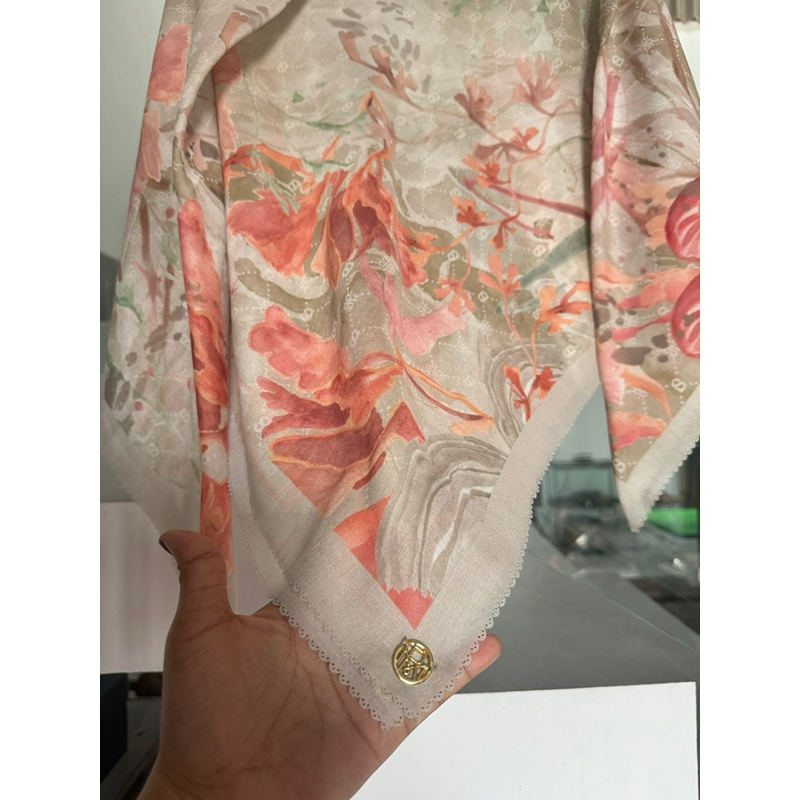 buttonscarves x Ria miranda BS x RM ABALONE Limited Edition Preloved VVGC