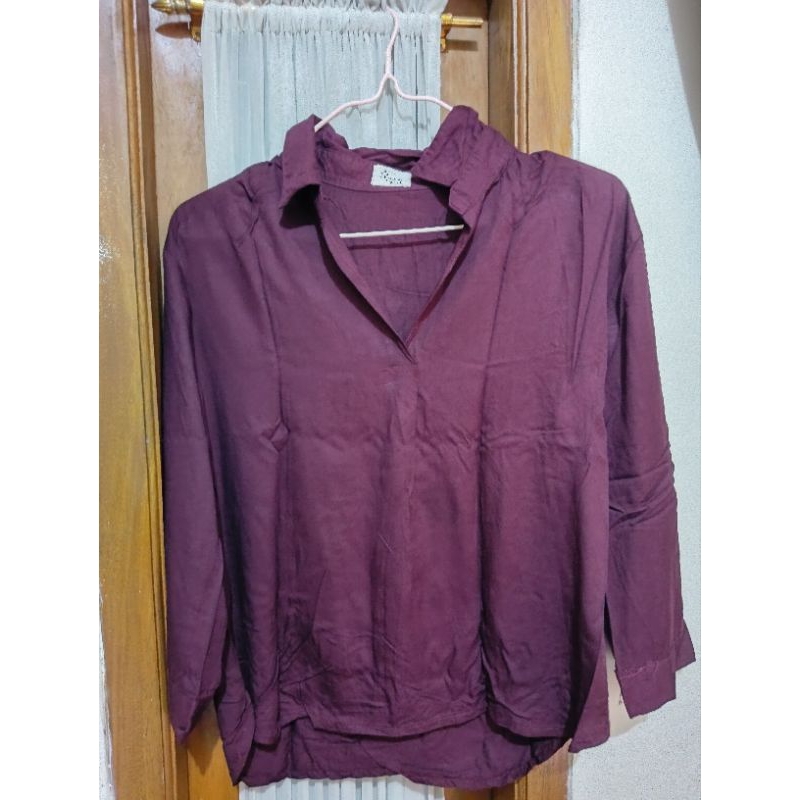 PRELOVED Monica The Label Blouse Atasan Rayon Wanita Warna Burgundy - Baju Atasan Wanita Rayon Adem