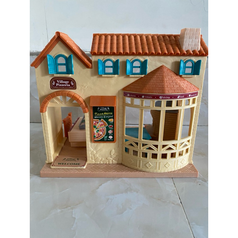 Preloved Sylvanian Families Village Pizzeria