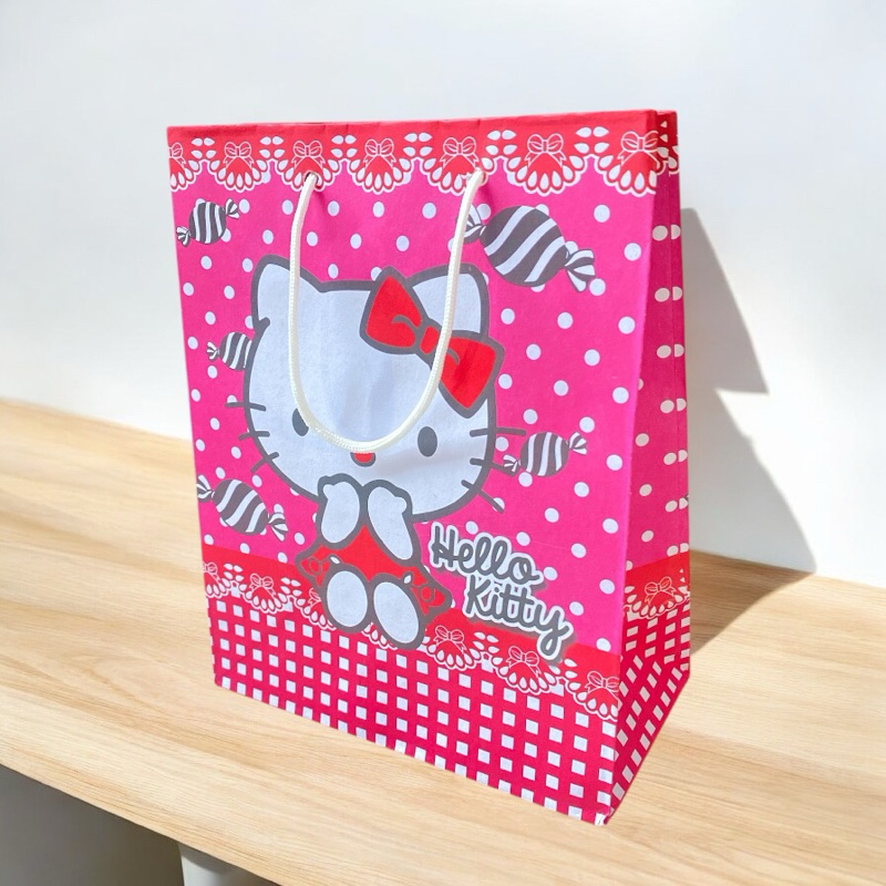 

Paperbag Ulangtahun 20x25 Hello Kitty