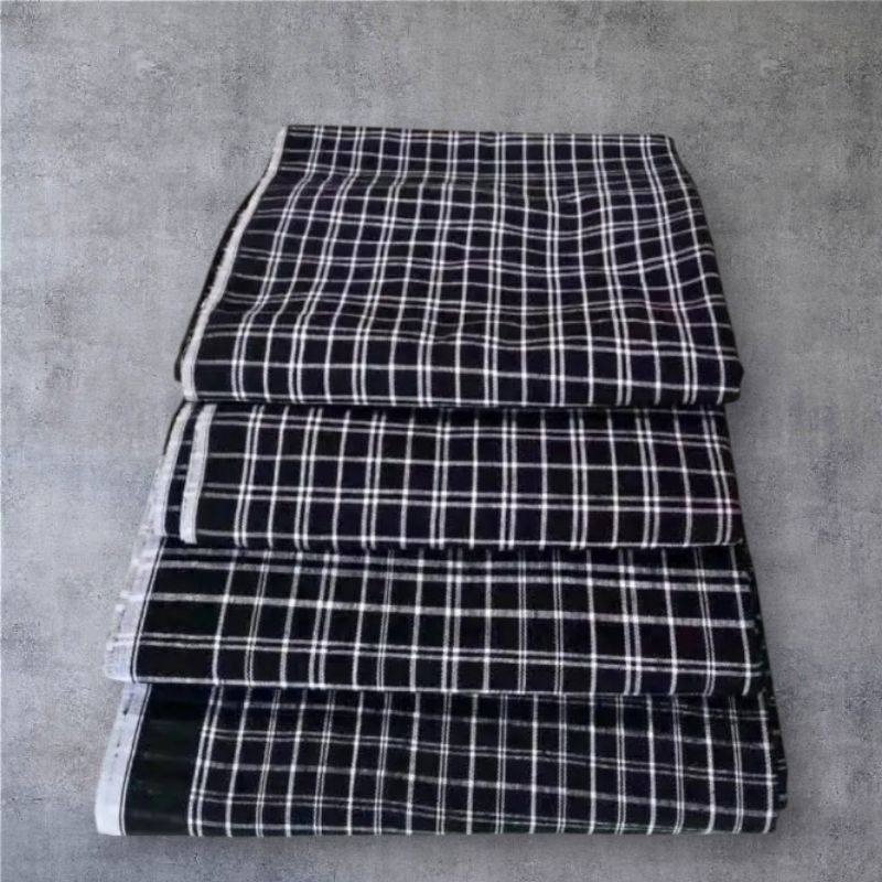 Kain Tenun Asli Lombok Motif Kembang Komak