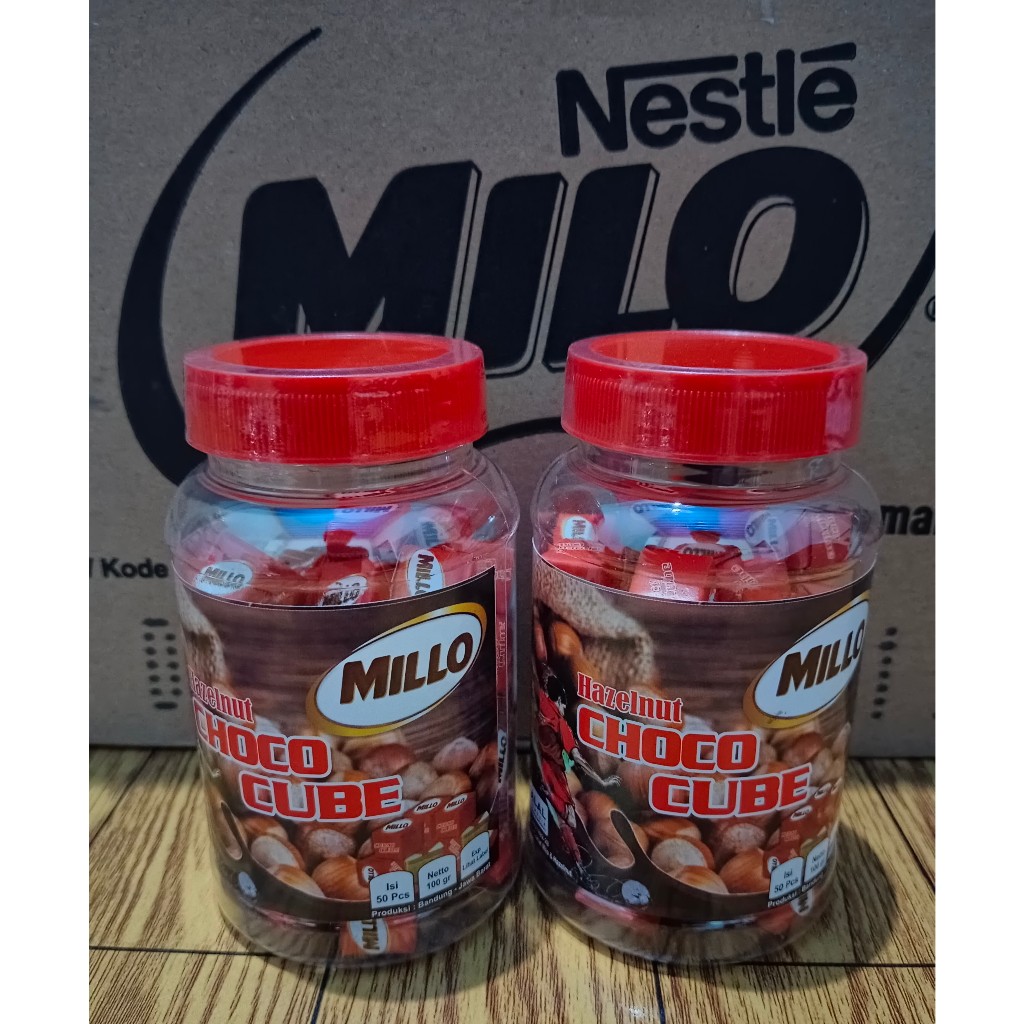 

Millo Cube Lokal Kacang Hazelnut 2 Toples (Per Toples Isi 50 Cube)