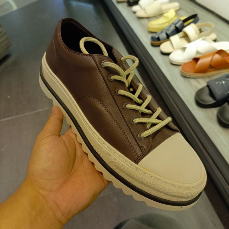 2102181 Sepatu Casual Sneakers Pria Pedro Original