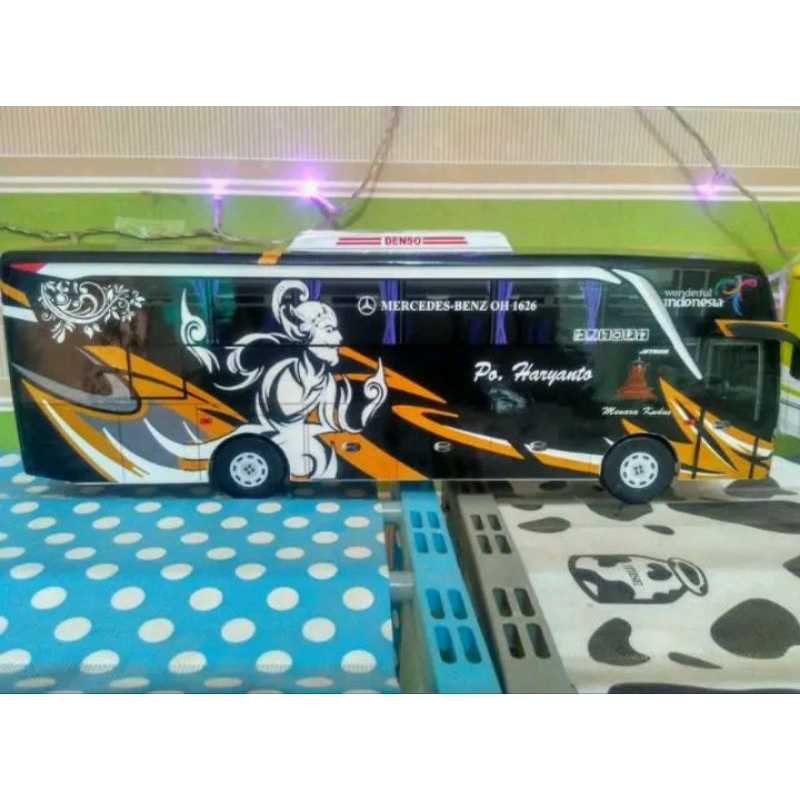 diecast mainan bus po haryanto livery wayang ada basuri nya