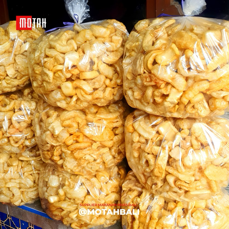 

Krupuk Kulit Babi / Kerupuk Babi / Cemilan Babi Goreng / Rambak Babi Goreng / Cemilan Gurih / MOTAH BALI